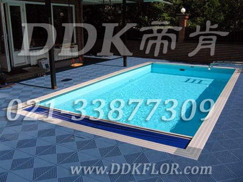 淺藍色平滑表面（3）_泳池周邊防滑墊樣板圖片,帝肯(DDK)_9013（Piz|廣場）效果圖，泳池地膠,泳池防滑地墊,泳池防滑地毯,游泳池防滑墊,游泳池防滑地膠,游泳池地墊