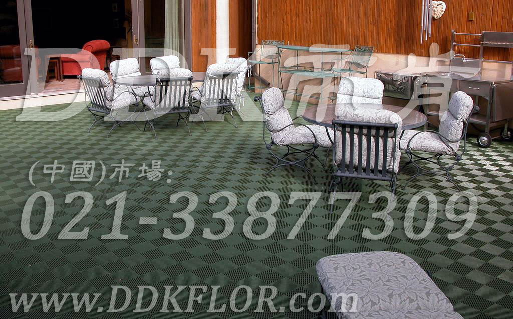 綠色_戶外花園休閑區(qū)地面鋪設材料樣板圖片,帝肯(DDK)_8100_T550（室外花園地面材料）效果圖，戶外地磚,戶外地板,戶外花園地磚,pvc戶外地板,塑料戶外地板,幼兒園戶外地墊,幼兒園戶外地板,戶外地墊,戶外地毯,戶外地膠,戶外塑料地板,戶外塑膠地毯,戶外花園地板,戶外草坪地墊,戶外防滑墊,花園戶外地板,陽臺戶外地板,入戶花園地板,入戶花園地面,室外花園地磚,花園地板磚,露臺花園裝修,室外地板膠,室外地磚,室外地膠,室外塑料地板,室外塑膠地板,室外鏤空拼裝地板,室外防水地板,室外防滑地墊,室外生態(tài)地板,室外環(huán)保地板,室外防腐地板,室外陽臺地板,室外陽臺磚,室外露臺地磚,室外露臺裝修,幼兒園室外地膠