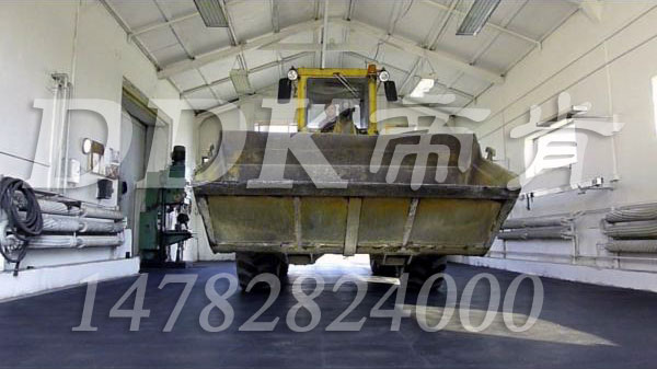 【重型防壓耐沖擊地板保護材料】過重車的工廠樓面過道怎么處理？樣板圖片,帝肯(DDK)_2000_9979(工業(yè)廠房車間地面材料)效果圖,pvc承重地板,承重地磚,承重地膠墊,耐重壓地板,重型地板,抗壓地板,耐壓地膠,耐壓地磚,耐壓地板