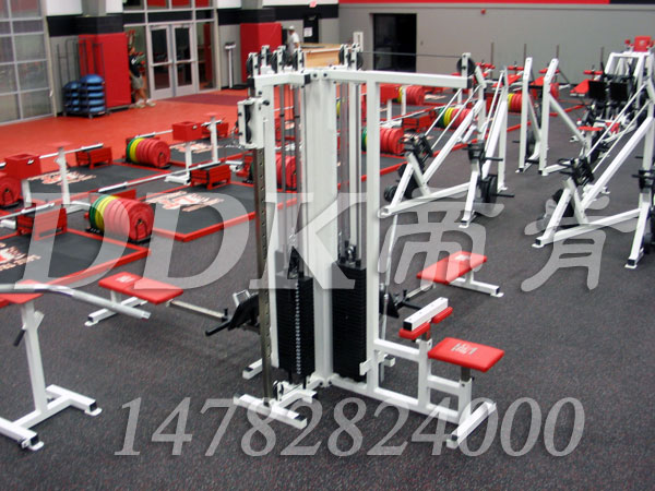 健身房器械區(qū)地板是什么材料？樣板圖片,帝肯(DDK)_S3020_P500（Niki|耐柯）效果圖，自由力量區(qū)地膠