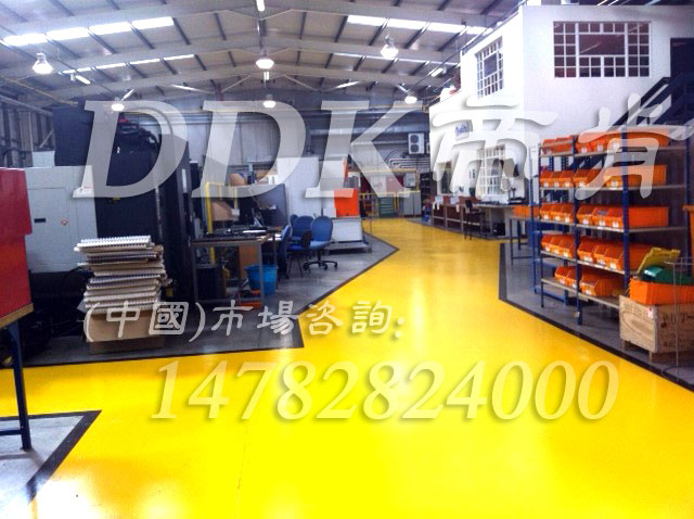 車間里做什么樣的地膠耐壓耐磨？帝肯(DDK)_DXRool700（DXRool|德龍）耐磨耐壓的地板膠